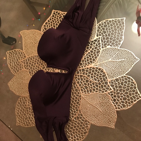 Victoria’s Secret Bathing Suit Top - Picture 2 of 3